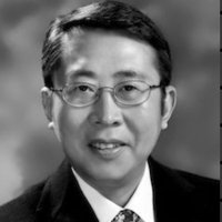 Vic Wong 黄维克
